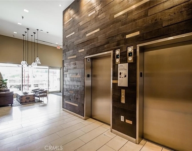 901 S Flower Street - Photo Thumbnail 16