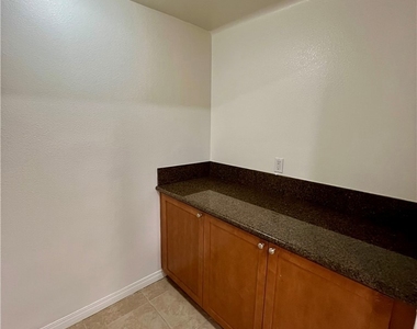 17168 Newhope - Photo Thumbnail 7