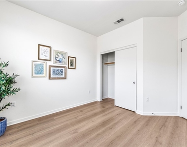 664 Colorado Circle - Photo Thumbnail 24