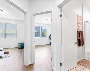 664 Colorado Circle - Photo Thumbnail 27