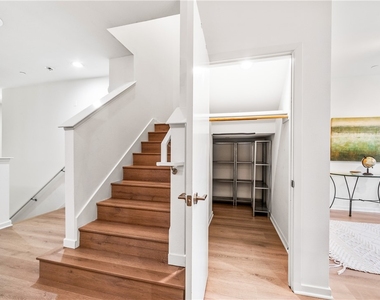 664 Colorado Circle - Photo Thumbnail 16
