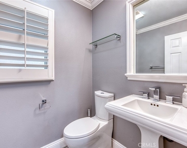 2682 Bungalow Place - Photo Thumbnail 7