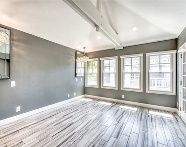 2682 Bungalow Place - Photo Thumbnail 14