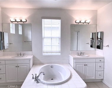346 Gulf Stream - Photo Thumbnail 6