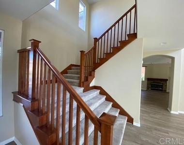 2332 Douglaston - Photo Thumbnail 5