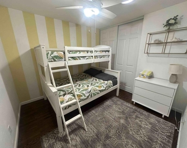 1315 Darby Street - Photo Thumbnail 19