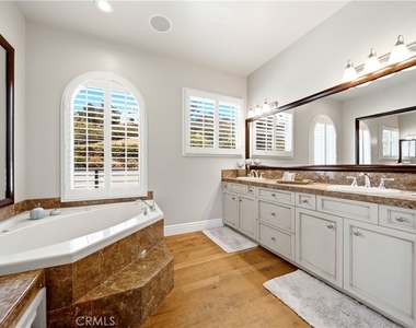 15159 Rancho Real - Photo Thumbnail 22