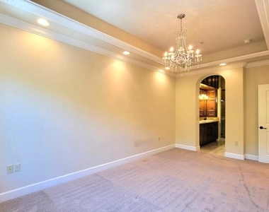 1223 Symphony Way - Photo Thumbnail 9