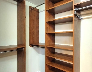 1223 Symphony Way - Photo Thumbnail 11