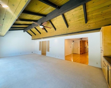 1150 Stafford Drive - Photo Thumbnail 11
