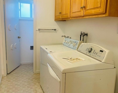 1150 Stafford Drive - Photo Thumbnail 19