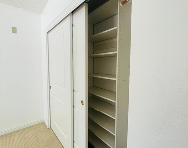 1150 Stafford Drive - Photo Thumbnail 30