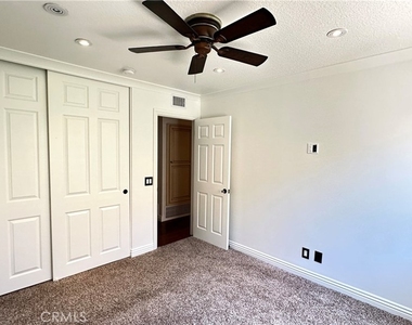 5514 E Crater Lake - Photo Thumbnail 24