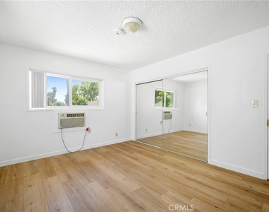 17845 Sherman Way - Photo Thumbnail 16
