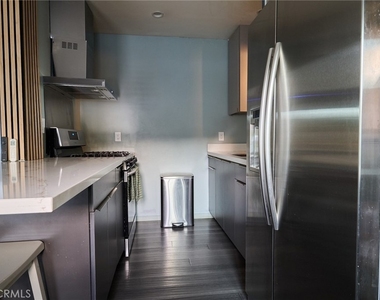 12000 Mountain View - Photo Thumbnail 2