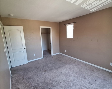 788 Huron - Photo Thumbnail 13