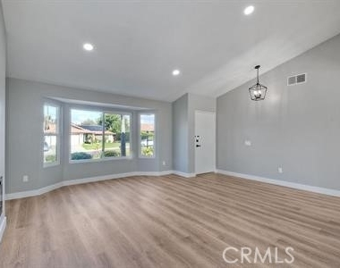 4691 Lofty Grove - Photo Thumbnail 6