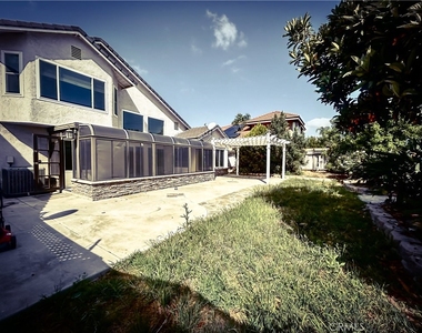 10 Bluff Point - Photo Thumbnail 45