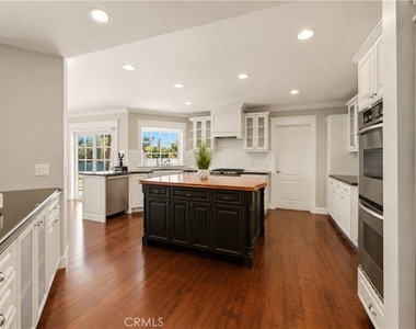 5188 Vista Miguel - Photo Thumbnail 29