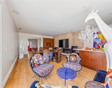 1625 Loma Vista - Photo Thumbnail 26