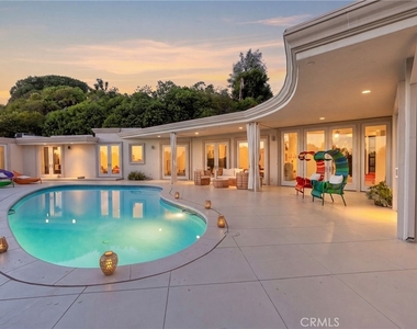 1625 Loma Vista - Photo Thumbnail 37