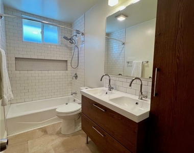 228 W Lemon - Photo Thumbnail 13