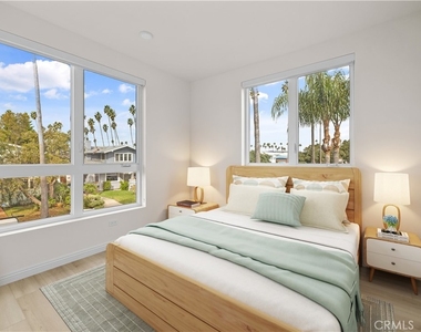 1818 S Norton Avenue - Photo Thumbnail 1