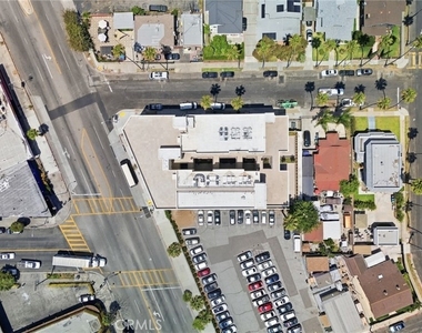 1818 S Norton Avenue - Photo Thumbnail 15