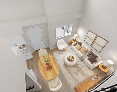 1818 S Norton Avenue - Photo Thumbnail 5