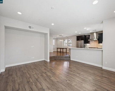 31 Hazel Tree Rdg - Photo Thumbnail 2