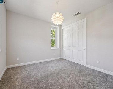 31 Hazel Tree Rdg - Photo Thumbnail 5