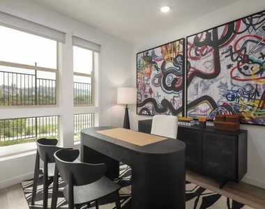 2716 N Cadence Way - Photo Thumbnail 7
