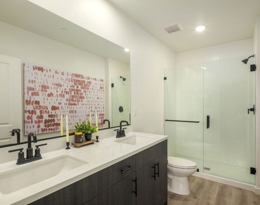 2716 N Cadence Way - Photo Thumbnail 9