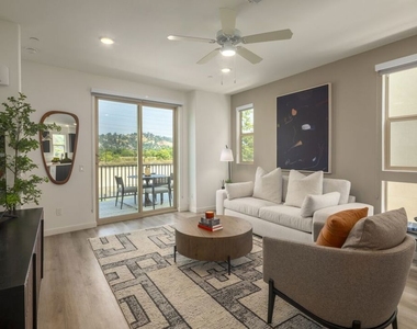 2716 N Cadence Way - Photo Thumbnail 4