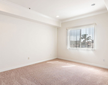 3328 Oakhurst Avenue - Photo Thumbnail 20