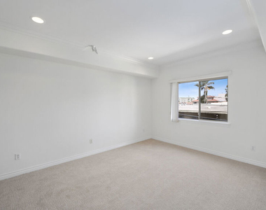 3328 Oakhurst Avenue - Photo Thumbnail 13