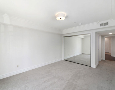 8610 Chalmers Drive - Photo Thumbnail 7
