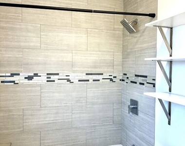 613 S Prairie Avenue - Photo Thumbnail 5