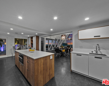 8460 Cole Crest Drive - Photo Thumbnail 38