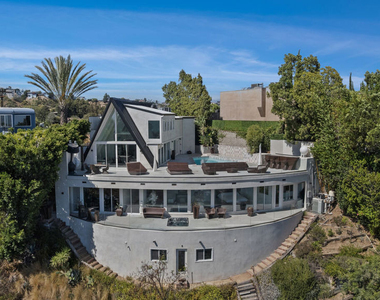 8460 Cole Crest Drive - Photo Thumbnail 35