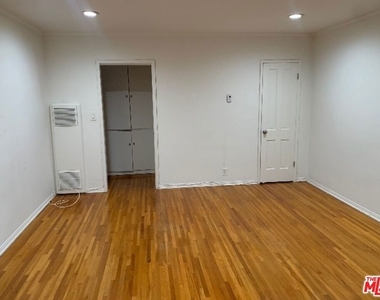 617 Ocean Avenue - Photo Thumbnail 6
