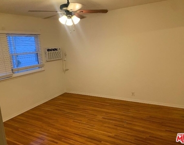617 Ocean Avenue - Photo Thumbnail 5