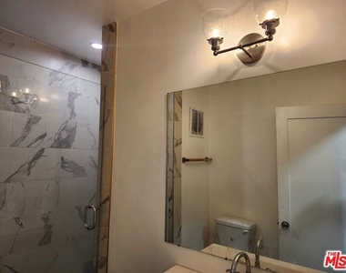 4112 Griffin Avenue - Photo Thumbnail 7