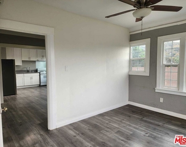 4112 Griffin Avenue - Photo Thumbnail 8
