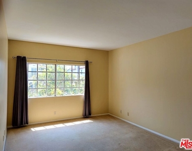 10475 Ashton Avenue - Photo Thumbnail 12