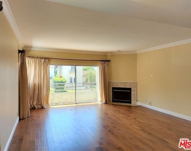 10475 Ashton Avenue - Photo Thumbnail 7