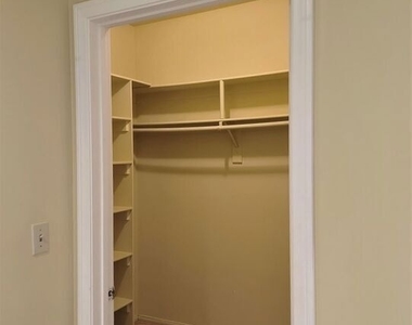 10475 Ashton Avenue - Photo Thumbnail 16