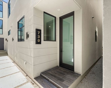 730 Indiana Avenue - Photo Thumbnail 14