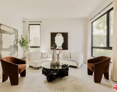 9064 Harland Avenue - Photo Thumbnail 6