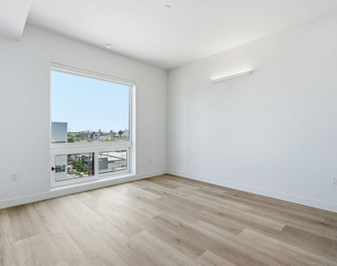 3555 Overland Avenue - Photo Thumbnail 10